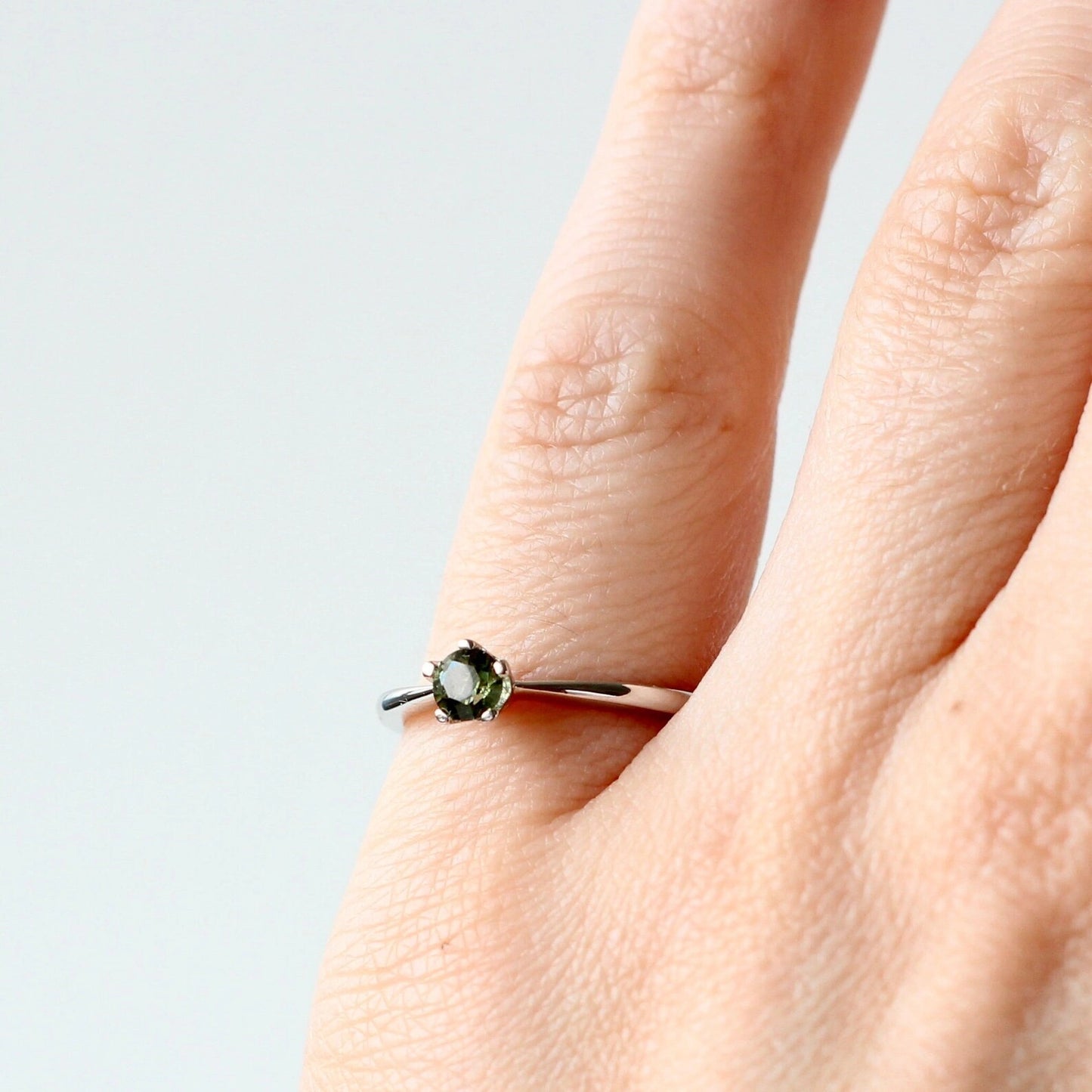 Genuine moldavite ring 4mm stone, real Moldavite ring Silver, Czech moldavite ring with certificate Moldavite jewelry Moldavite wedding ring