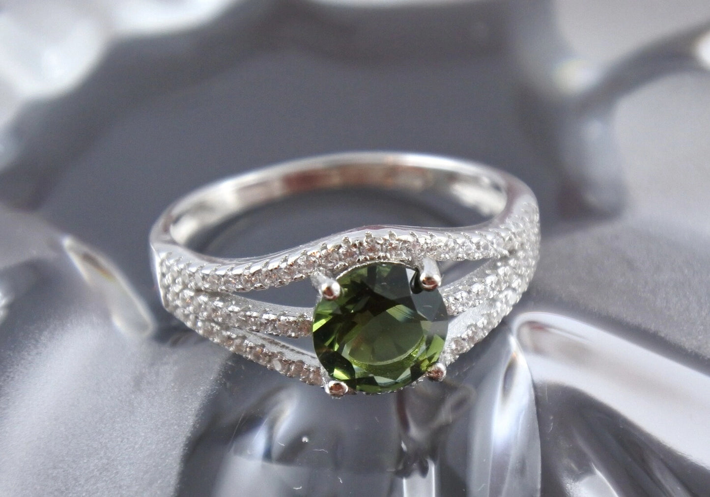 Genuine moldavite ring 7 mm stone, real Moldavite ring Silver, Czech moldavite ring with certificate Moldavite jewelry Moldavite wedding ring