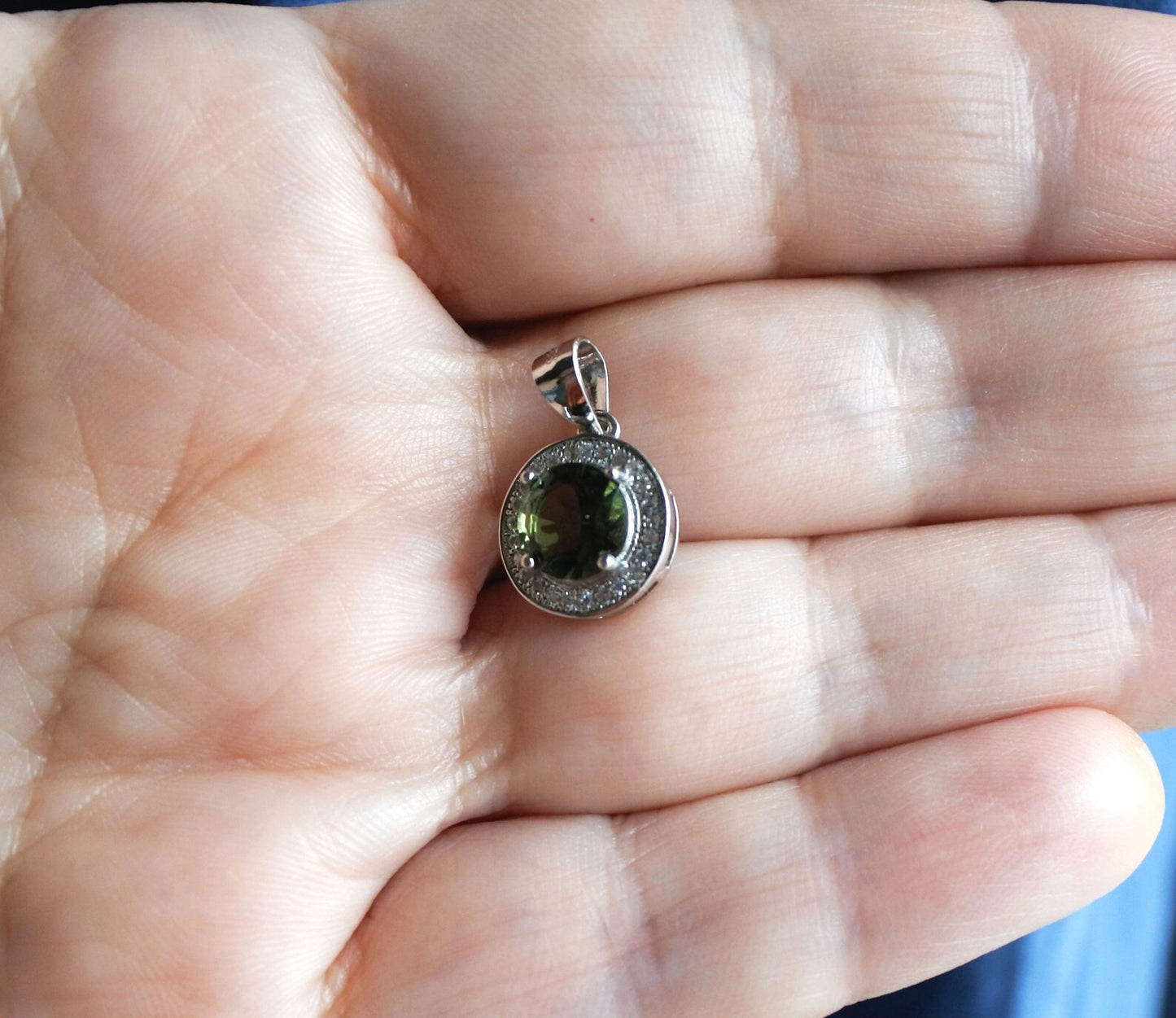 7 mm stone real MOLDAVITE Pendant Sterling Silver Moldavite jewelry from Czech Republic genuine moldavite pendant necklace with certificate