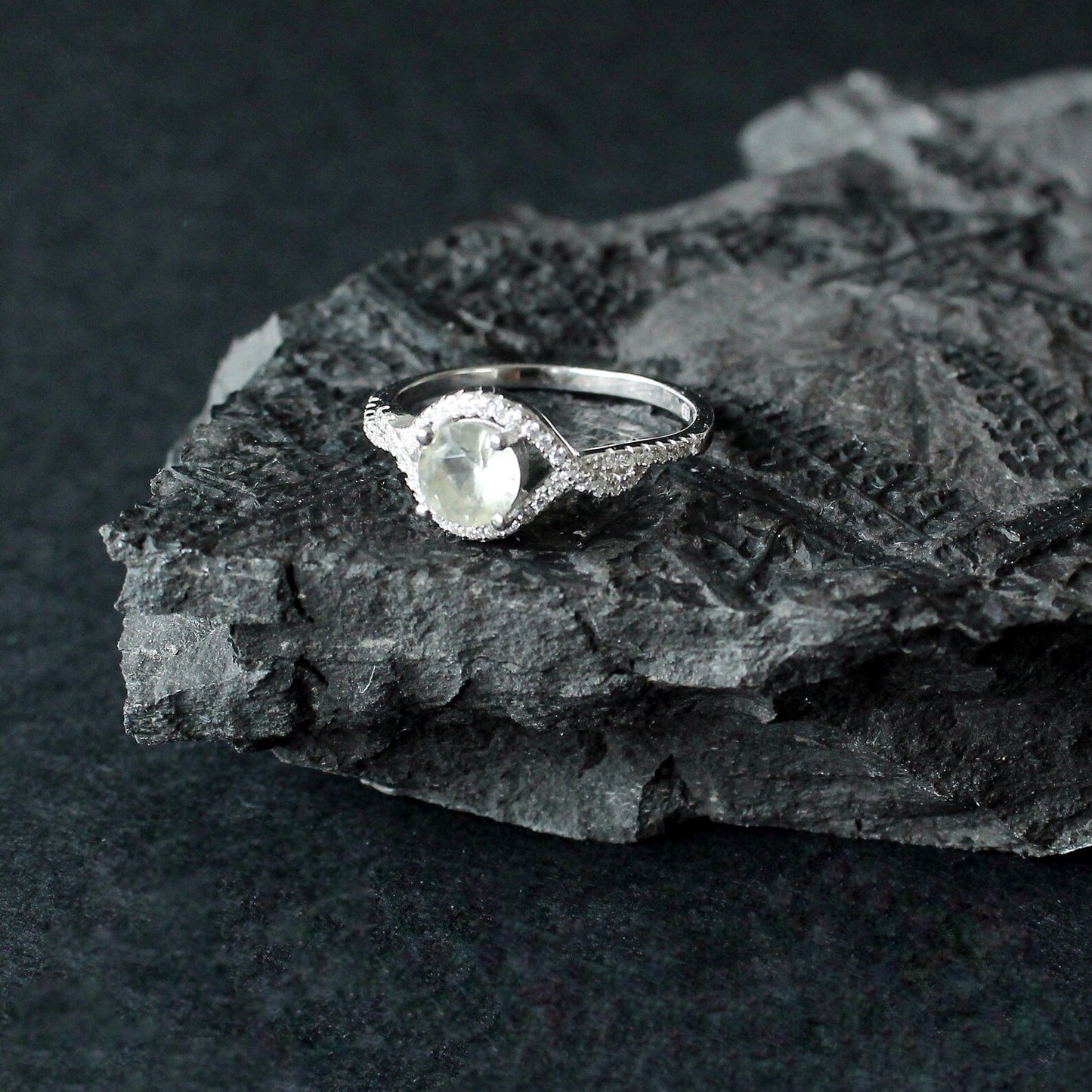 Libyan Desert Glass Faceted Silver ring 6 mm stone, Sterling Silver jewelry Libyan Glass, genuine Libyan Desert Glass gemstone ring LDG