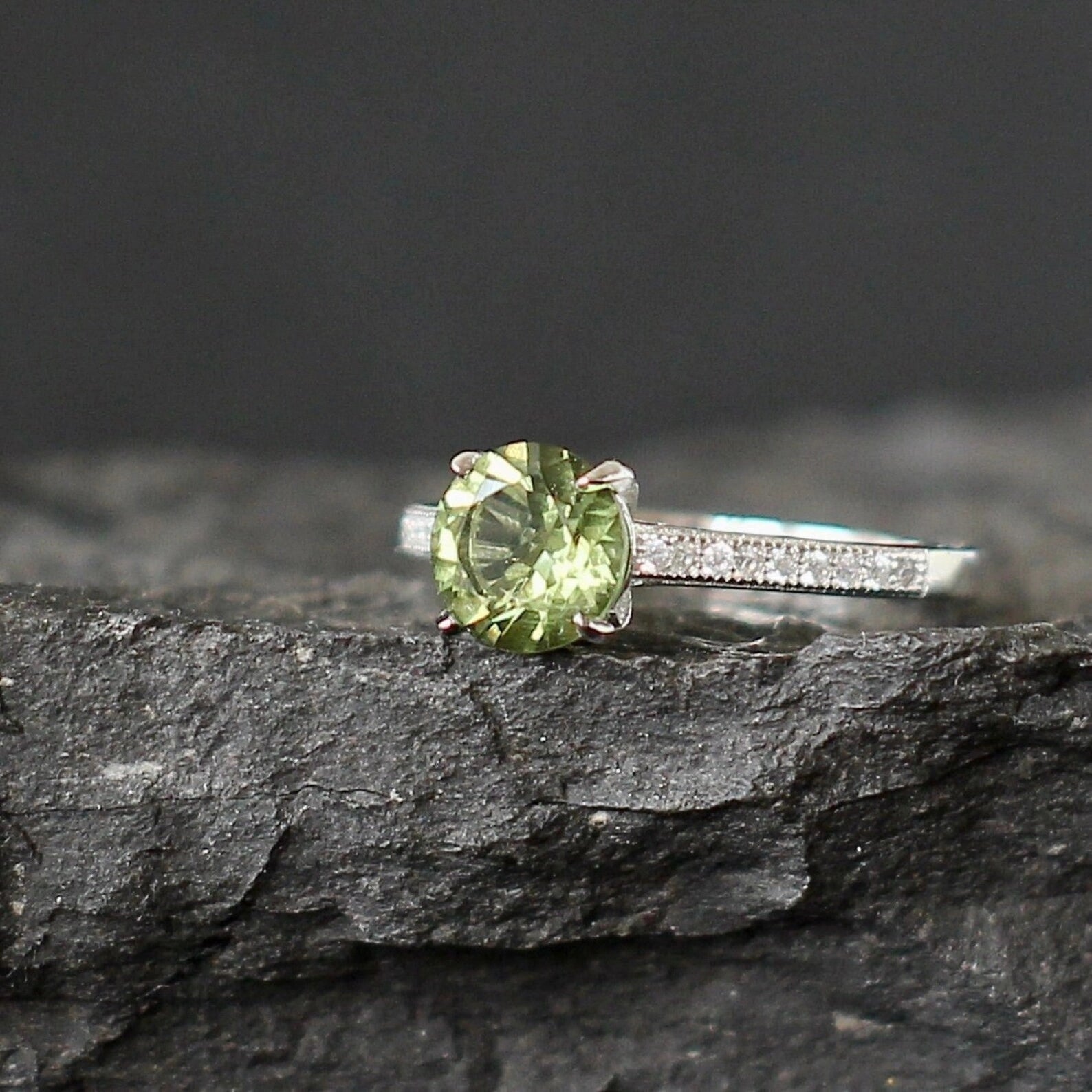 Silver Moldavite Ring 7 mm stone, Authentic Moldavite jewelry- Czech Genuine Moldavite gemstone ring, Faceted moldavite ring real moldavite