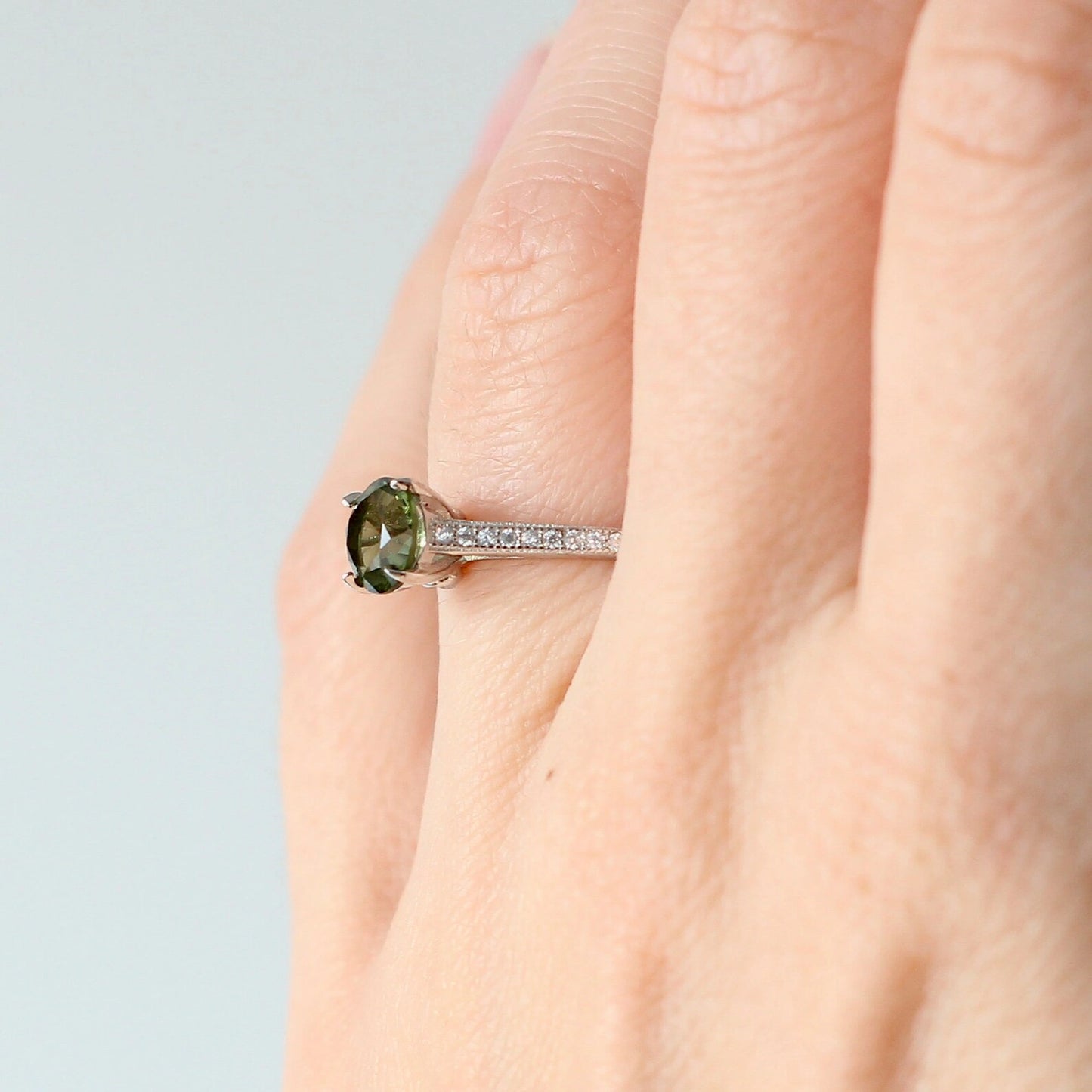 Silver Moldavite Ring 7 mm stone, Authentic Moldavite jewelry- Czech Genuine Moldavite gemstone ring, Faceted moldavite ring real moldavite