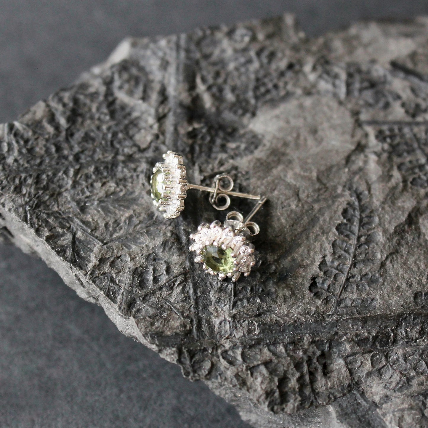 5 mm CZECH MOLDAVITE Earrings Silver jewelry real Moldavite Stud Earrings, genuine moldavite earrings Moldavite jewelry celestial earrings