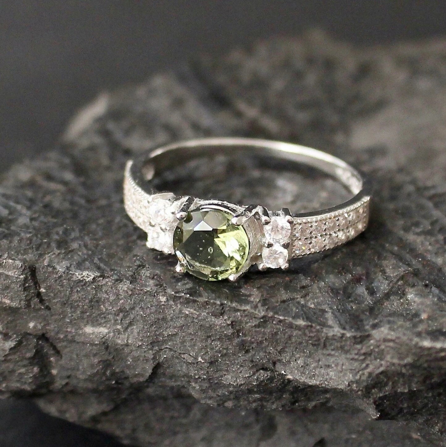 Genuine moldavite ring 6mm stone, real Moldavite ring Silver, Czech moldavite ring with certificate Moldavite jewelry Moldavite wedding ring