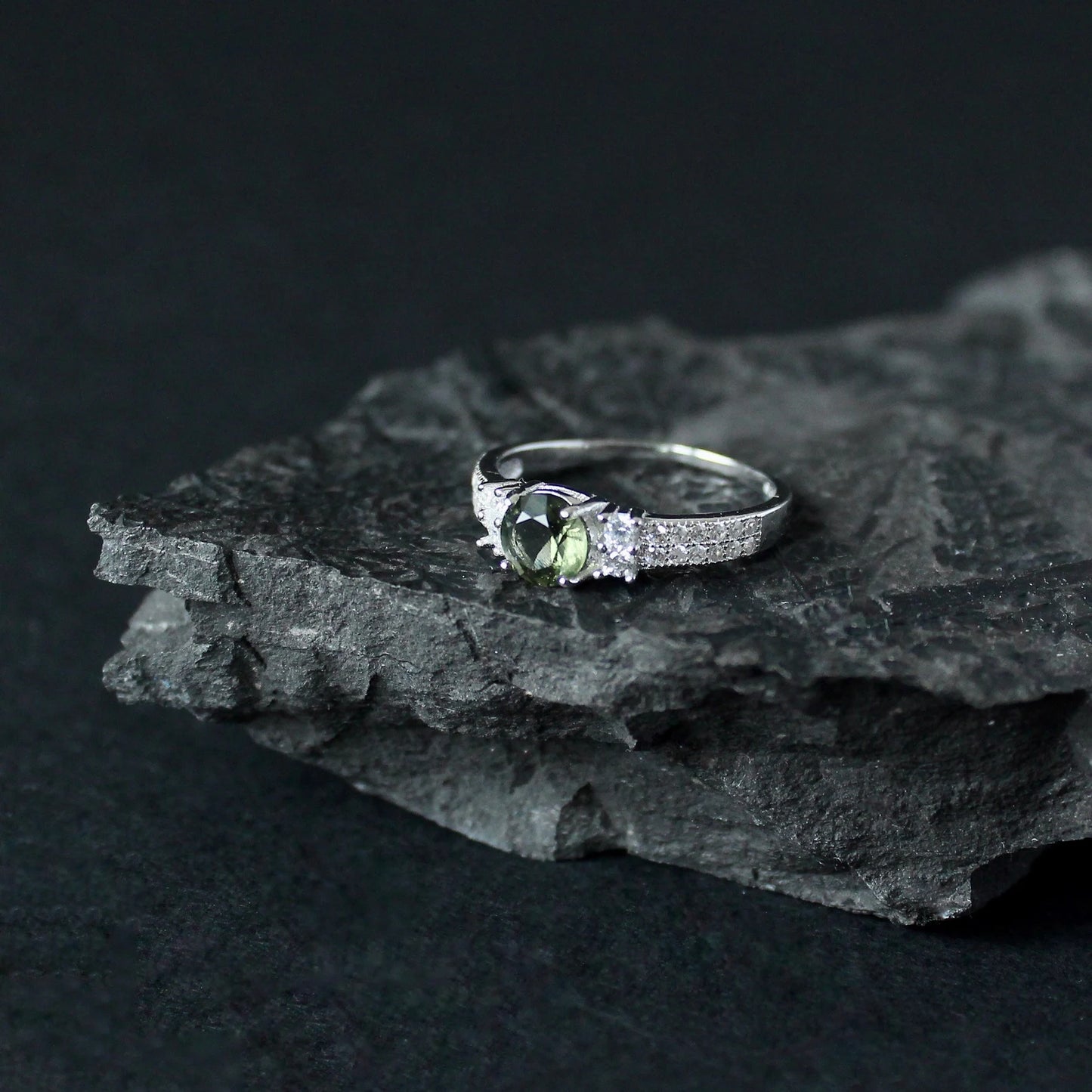 Genuine moldavite ring 6mm stone, real Moldavite ring Silver, Czech moldavite ring with certificate Moldavite jewelry Moldavite wedding ring