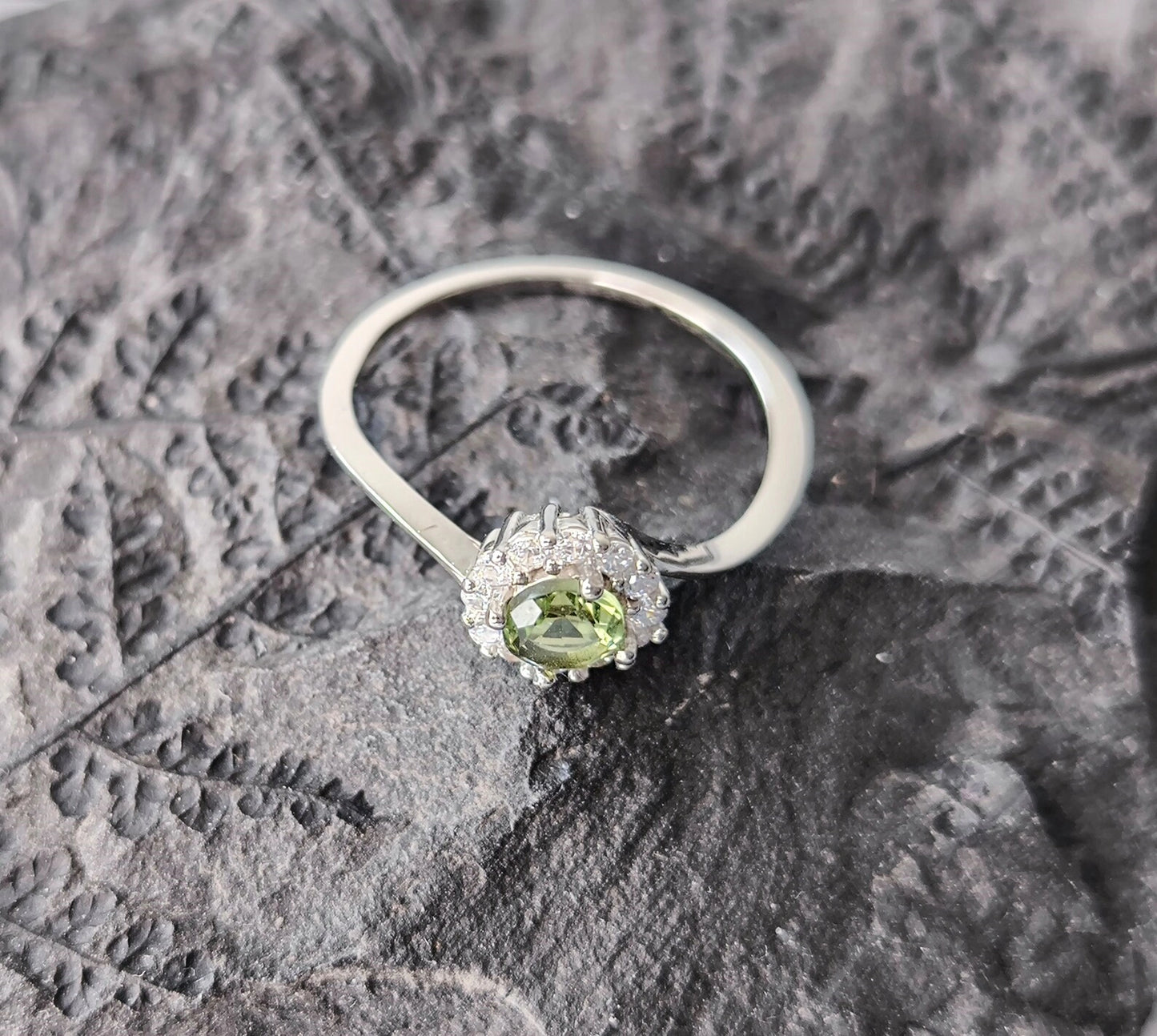 Genuine MOLDAVITE ring 5mm stone, Sterling Silver Moldavite jewelry with certification, real moldavite ring authentic moldavite jewellery