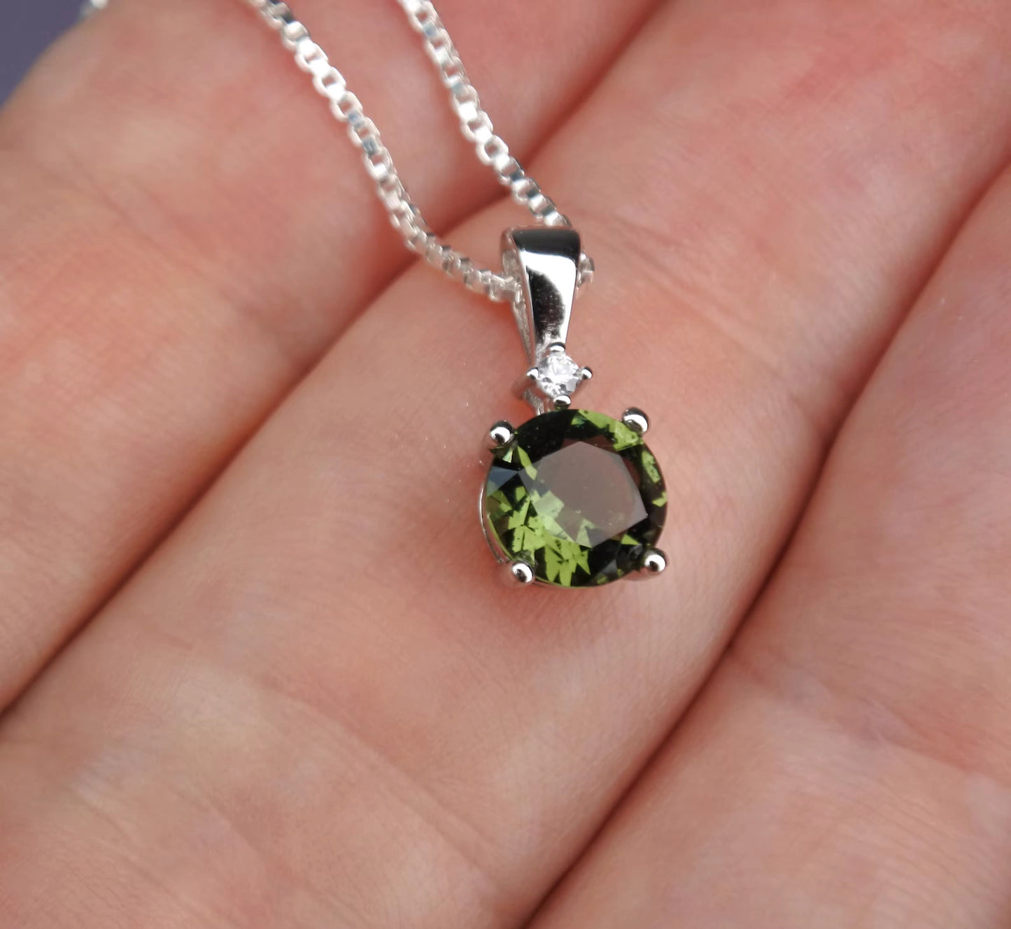 7 mm stone real MOLDAVITE Pendant Sterling Silver Moldavite jewelry from Czech Republic genuine moldavite pendant necklace with certificate