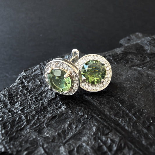CZECH MOLDAVITE Earrings 7 mm Silver jewelry real Moldavite Stud Earrings, genuine moldavite earrings Moldavite jewelry celestial earrings