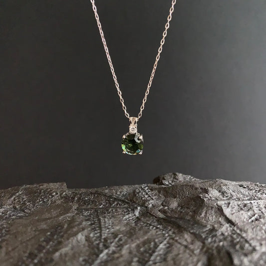 8 mm stone real MOLDAVITE Pendant Sterling Silver Moldavite jewelry from Czech Republic genuine moldavite pendant necklace with certificate