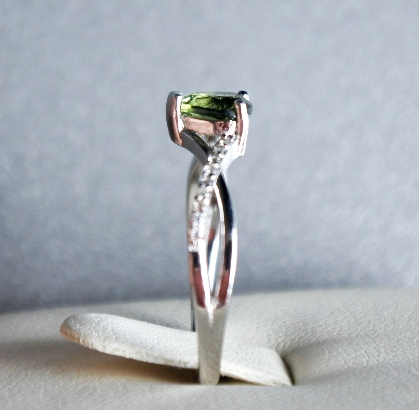 6mm Heart Faceted Moldavite stone Silver ring, real moldavite ring- Czech moldavite jewelry, genuine moldavite ring authentic moldavite ring