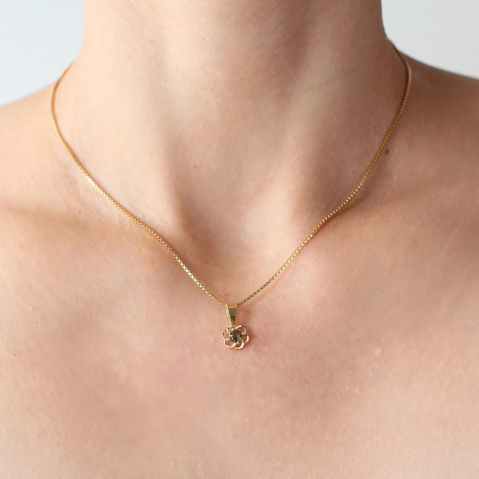Moldavite necklaces discount