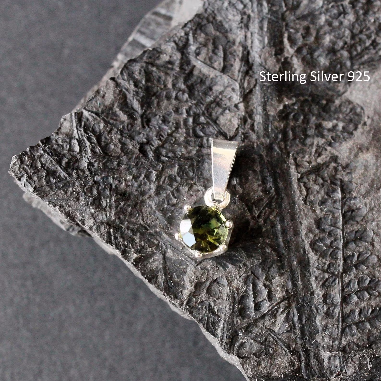 MOLDAVITE & SELENITE Pendant Necklace Tektite Crystal 925 Satin Spar  Synergy 12 | eBay